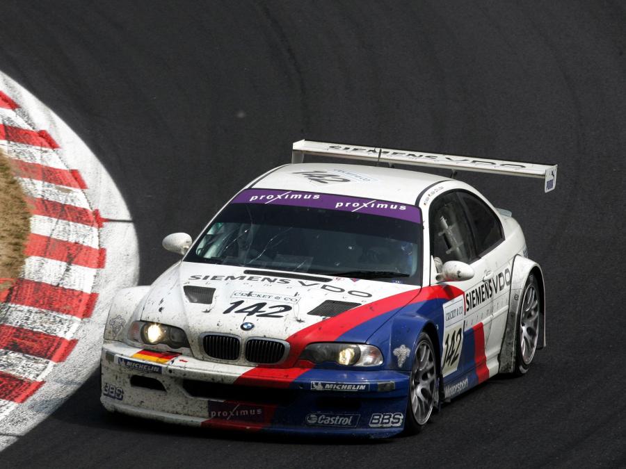  BMW M3 GTR 2001 года  (фото 8 из 27)